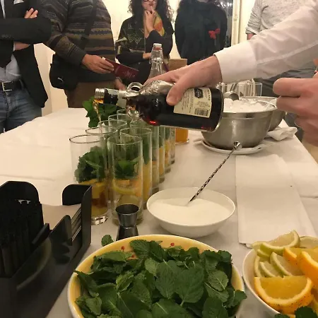 ゲストハウス Giardini Mon Plaisir 4*